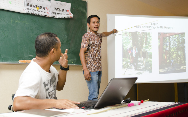 計画とビジョン化：学生が所属するコミュニティのためのビジョンと行動計画を作成する